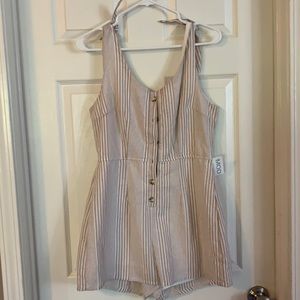 MOD on Trend Taupe Rompers Size Large NWT